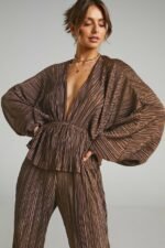 Betty V-neck Plisse Set - Image 3