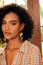 Retro Frame Gem Pendant Earrings - Image 4