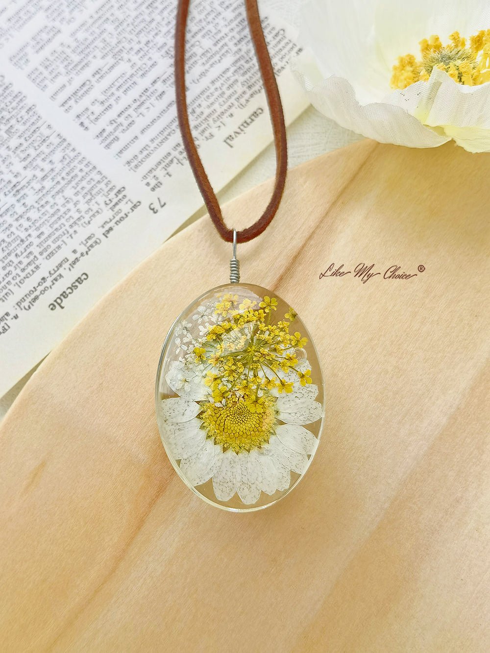 Dried Flower Necklace Double Sided Preserved Flower Daisy Pendant Dried Flower Necklace Double Sided Preserved Flower Daisy Pendant